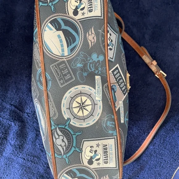Disney Cruise Line Dooney & Bourke Crossbody Purse - Picture 3 of 9